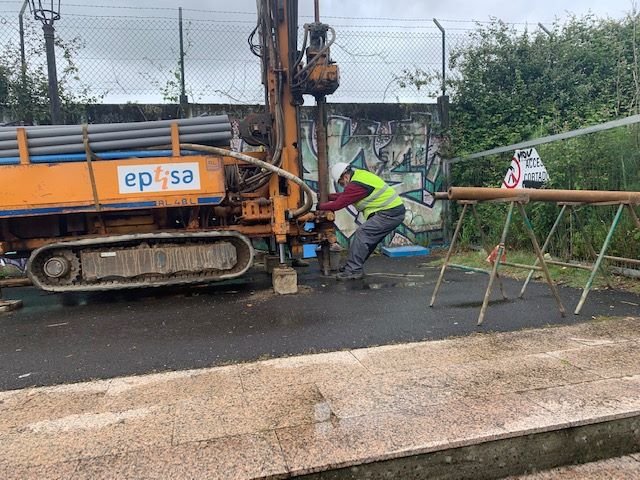 ADIF INICIA LAS CATAS GEOTÉCNICAS PARA LA REDACCIÓN DEL PROYECTO DE SUPRESIÓN DEL PASO A NIVEL DE O PORRIÑO (PONTEVEDRA)